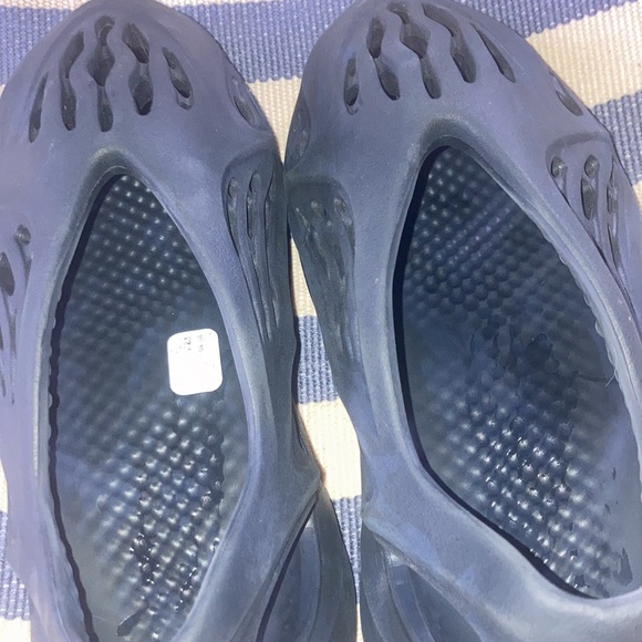 Yeezy foam runner Sz 10 - Picture 3 of 3